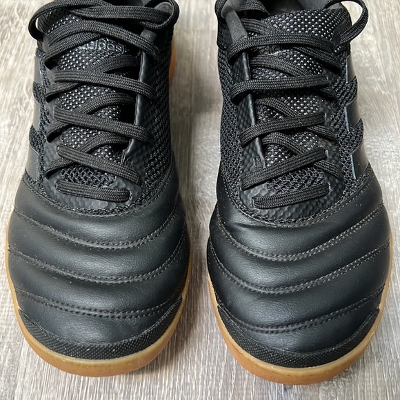 *LIKE NEW* Adidas Copa 19.3 Indoor - Picture 6 of 9